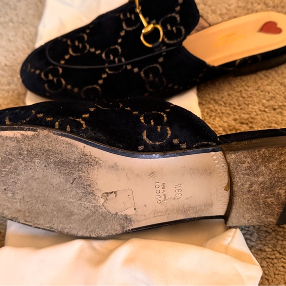 Gucci navy velvet mule slides - Picture 3 of 3